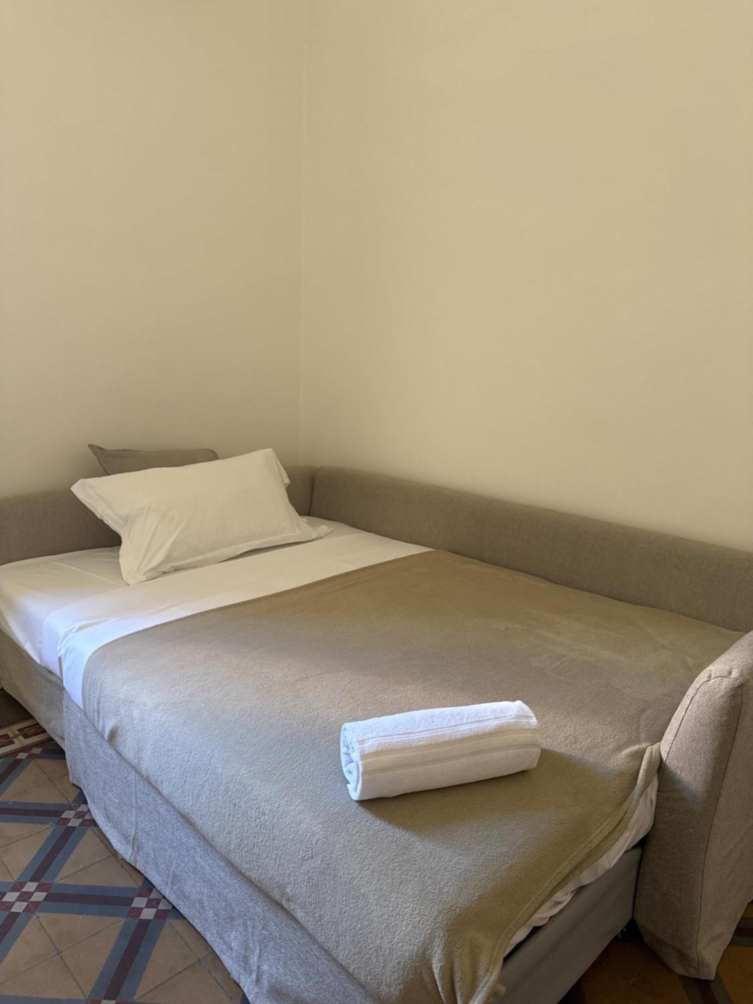W Like Apartment On Hert Of City Center 卡塔尼亚 外观 照片